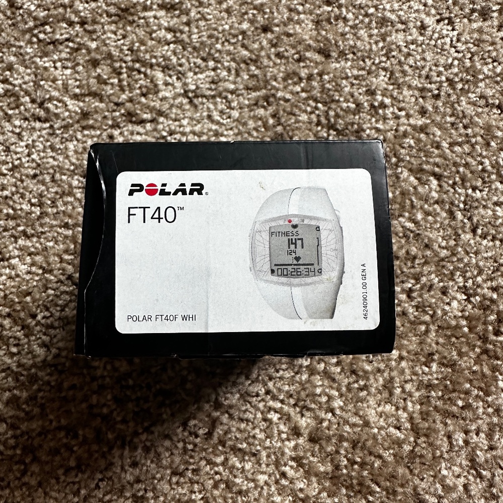 Polar FT40F white heart rate monitor watch with chest monitor and charging
